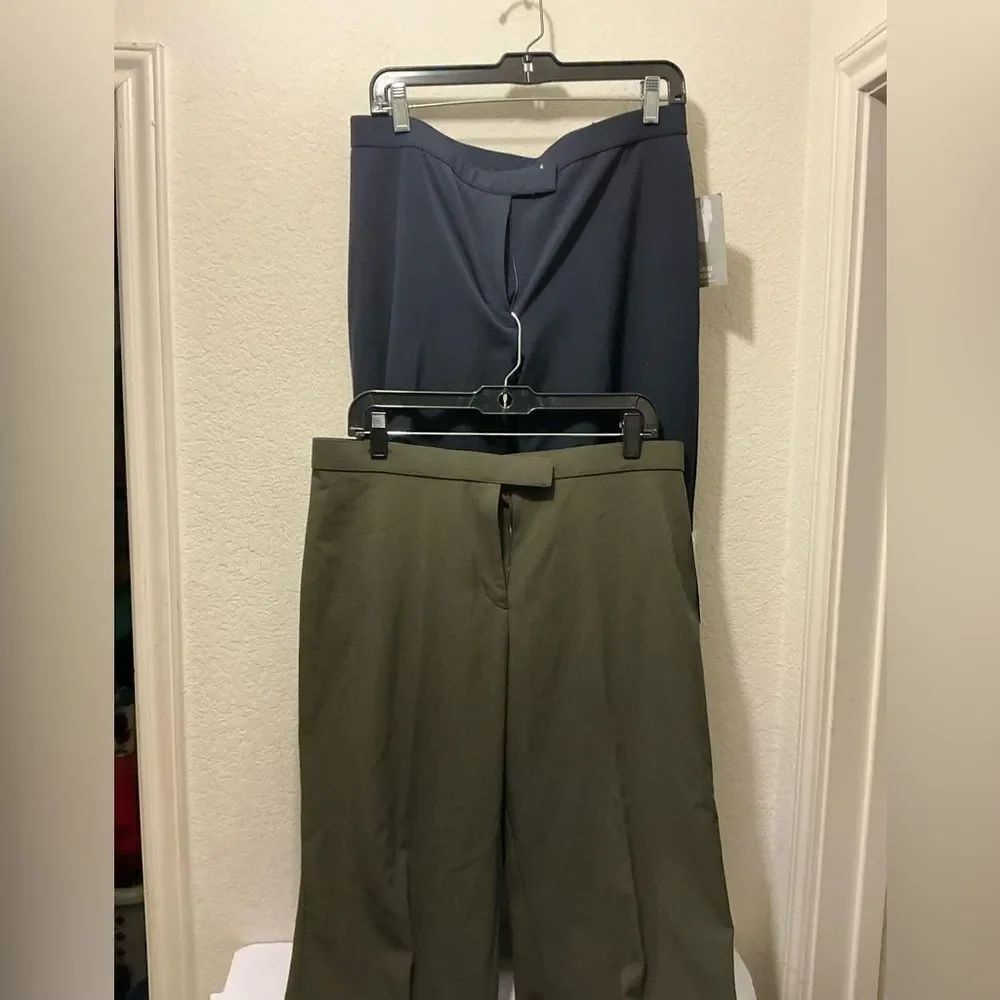NWT SagโHarbor Womenโs Forest & Blue Navy Dress Pants Size 12 P(lot of 2)